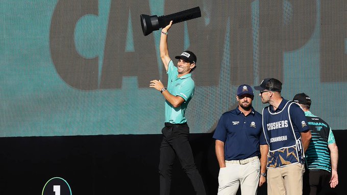 Хоакин Ньеманн доминирует в LIV Golf